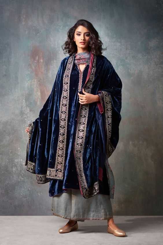 لباس مخمل هندی آبی