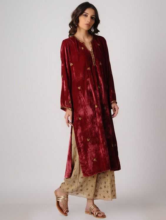 لباس مخمل هندی قرمز