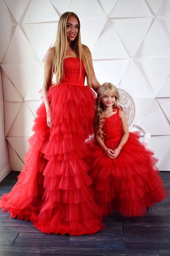 مدل لباس مادر و دختر مجلسی تور قرمز